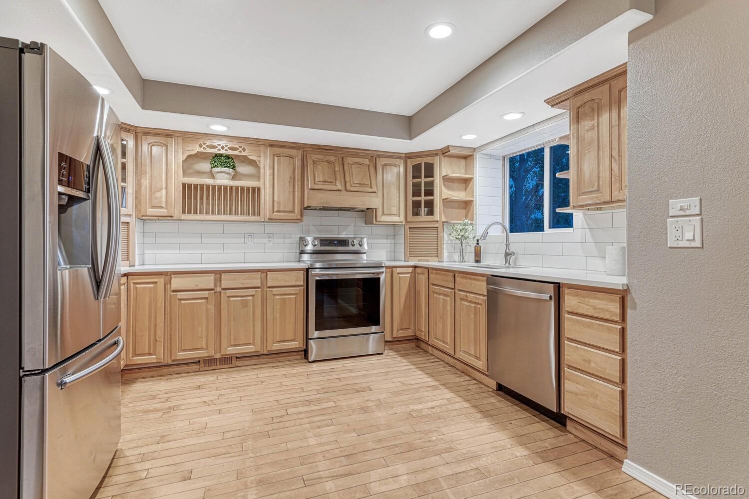 MLS Image #10 for 8410 s upham way,littleton, Colorado