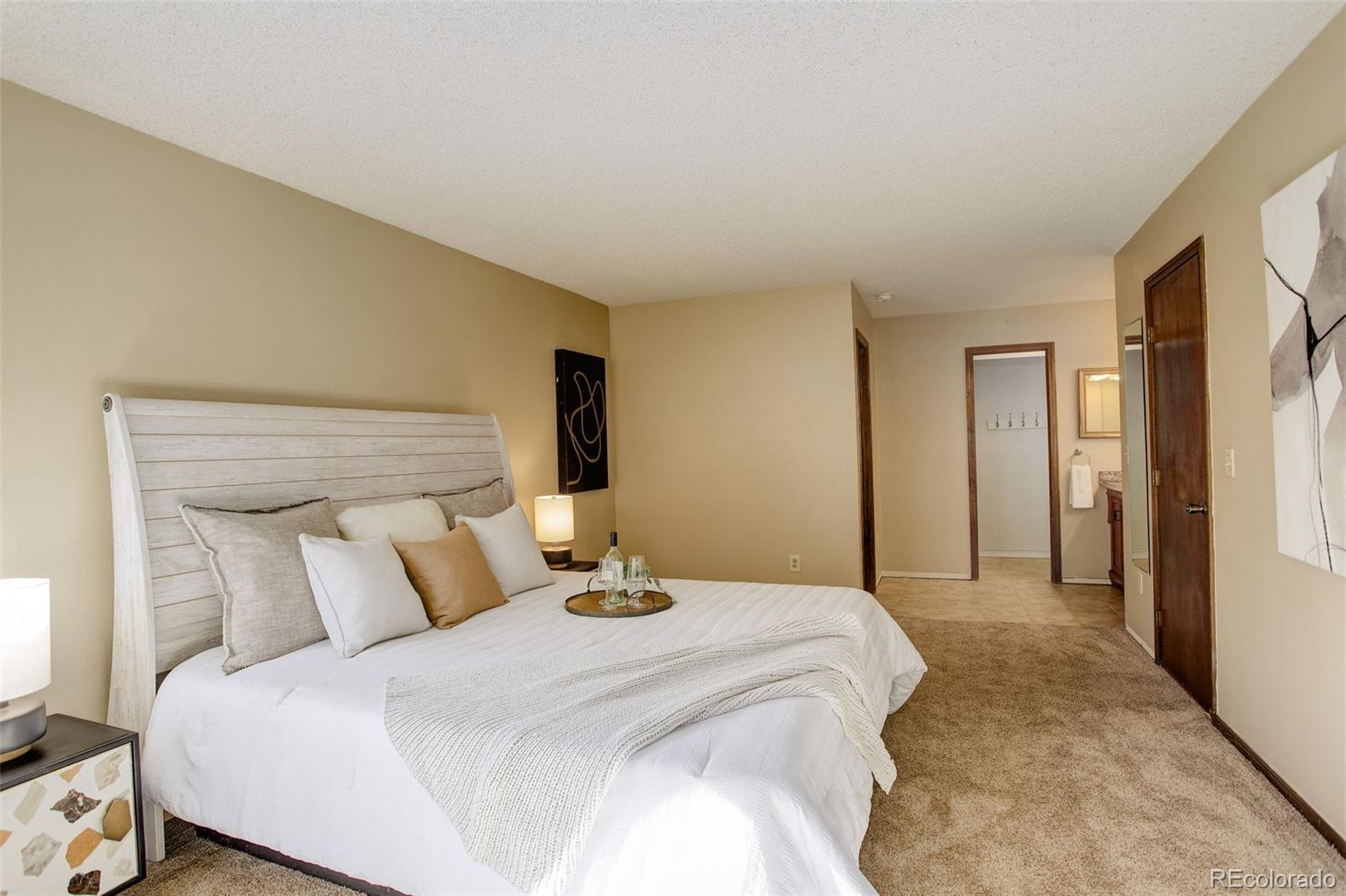 MLS Image #10 for 722 s eagle street,aurora, Colorado