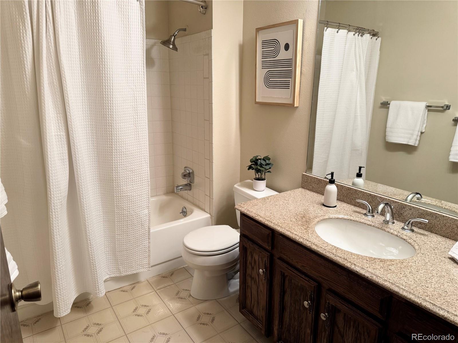MLS Image #14 for 722 s eagle street,aurora, Colorado