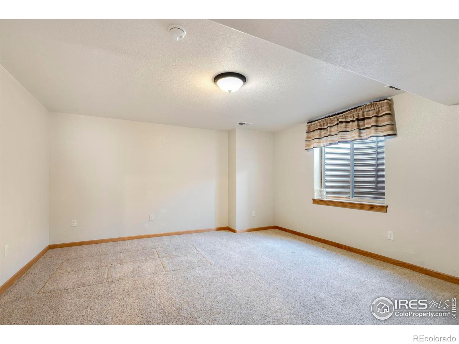 MLS Image #28 for 4880  single tree drive,loveland, Colorado