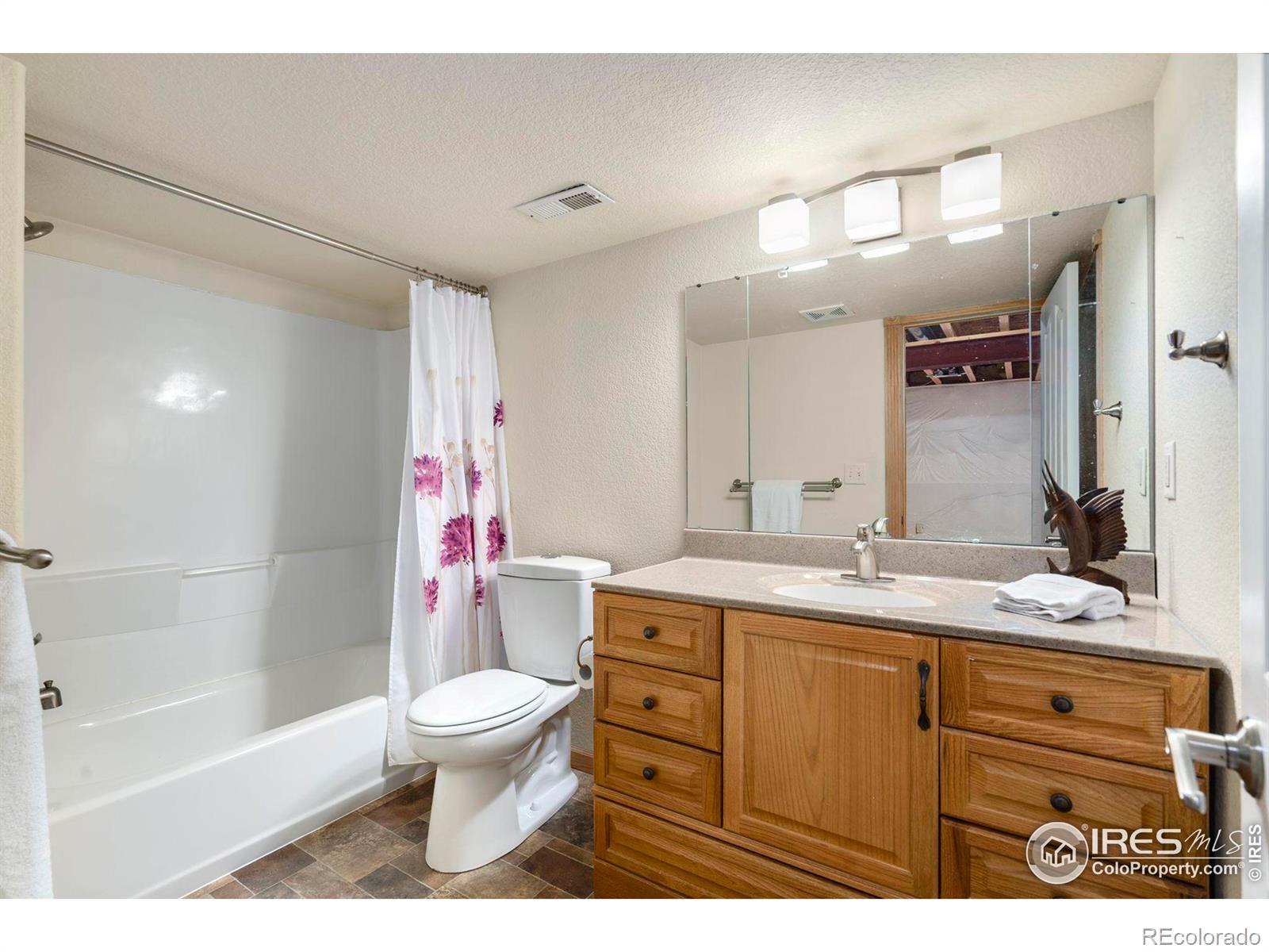 MLS Image #29 for 4880  single tree drive,loveland, Colorado