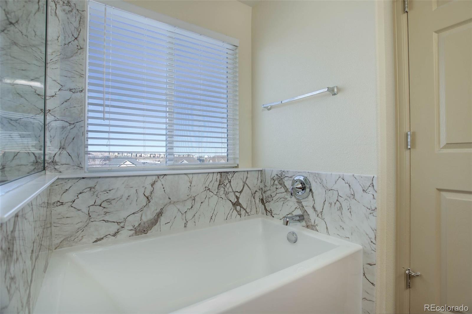 MLS Image #26 for 7051 s oak hill circle,aurora, Colorado