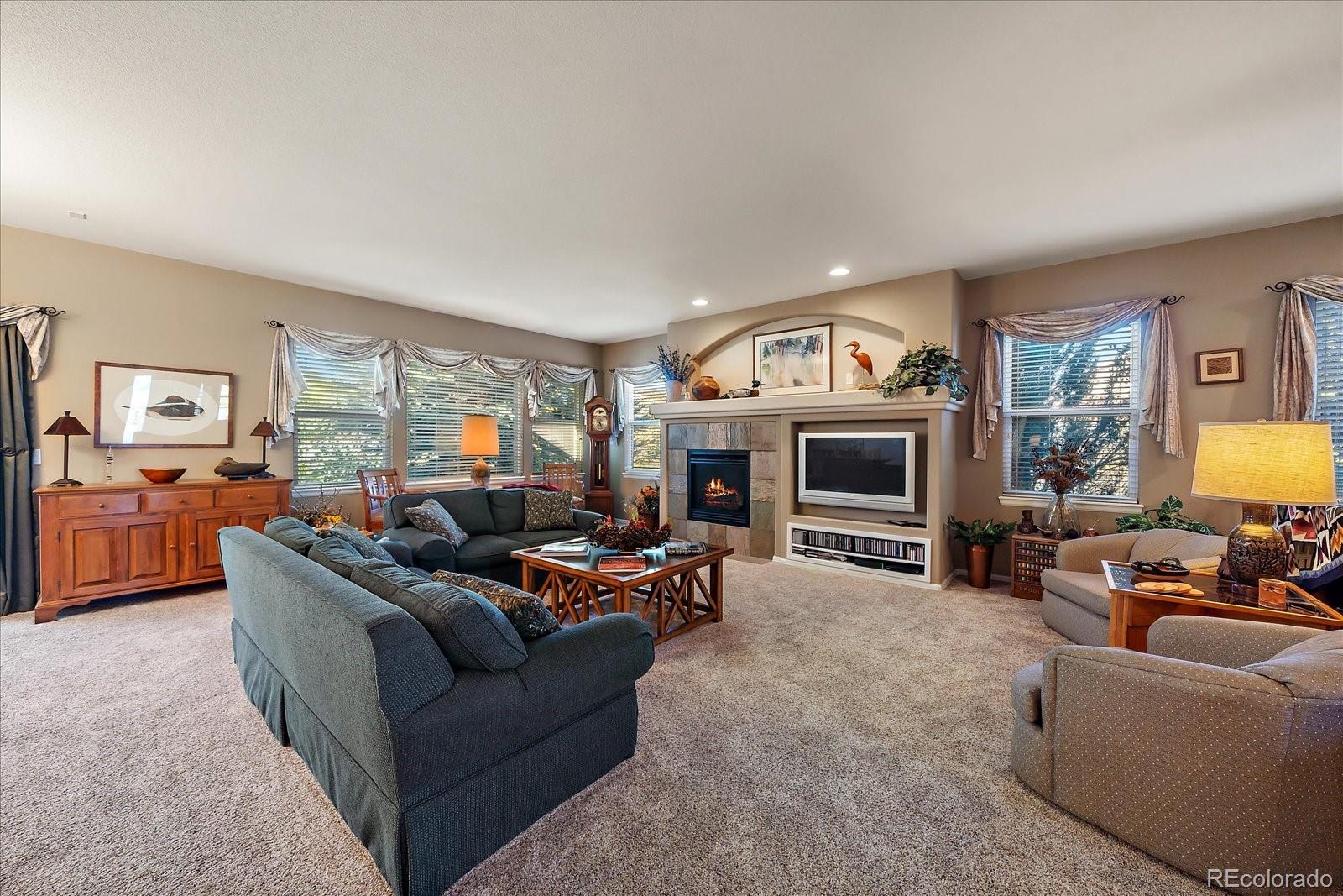 MLS Image #11 for 21904 e nichols place,aurora, Colorado