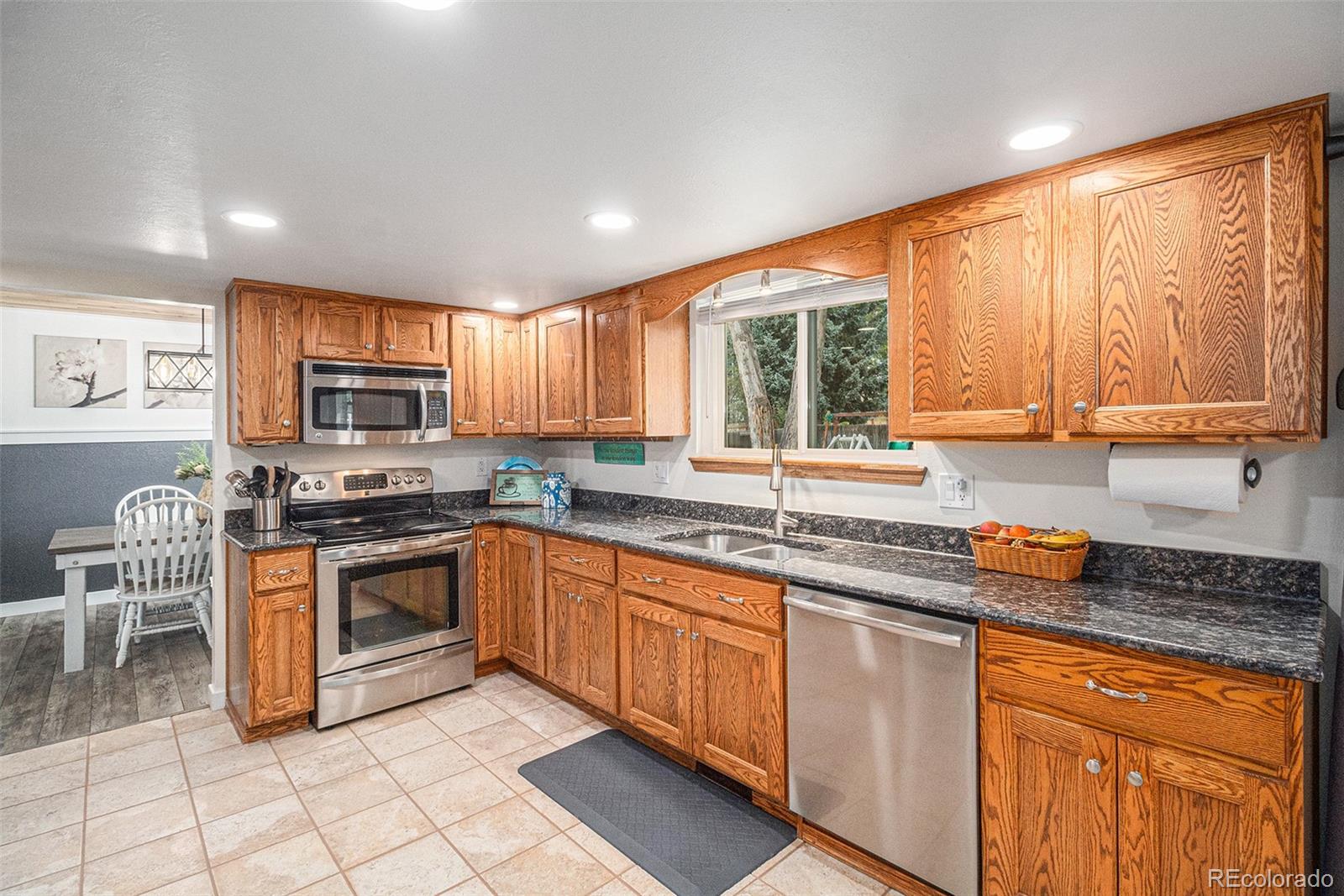 MLS Image #5 for 10965 w 77th avenue,arvada, Colorado