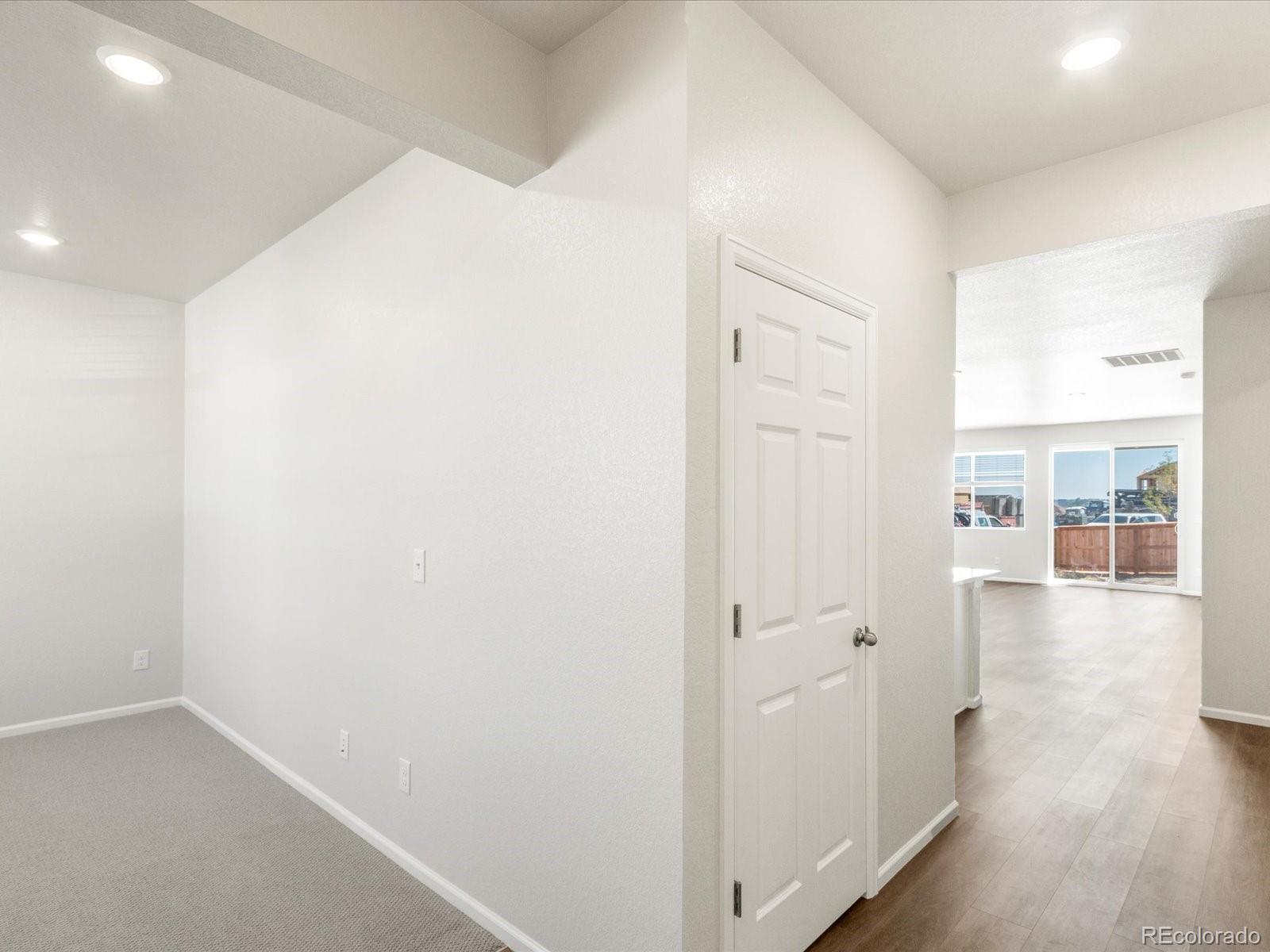 MLS Image #4 for 6158  sugarloaf street,brighton, Colorado