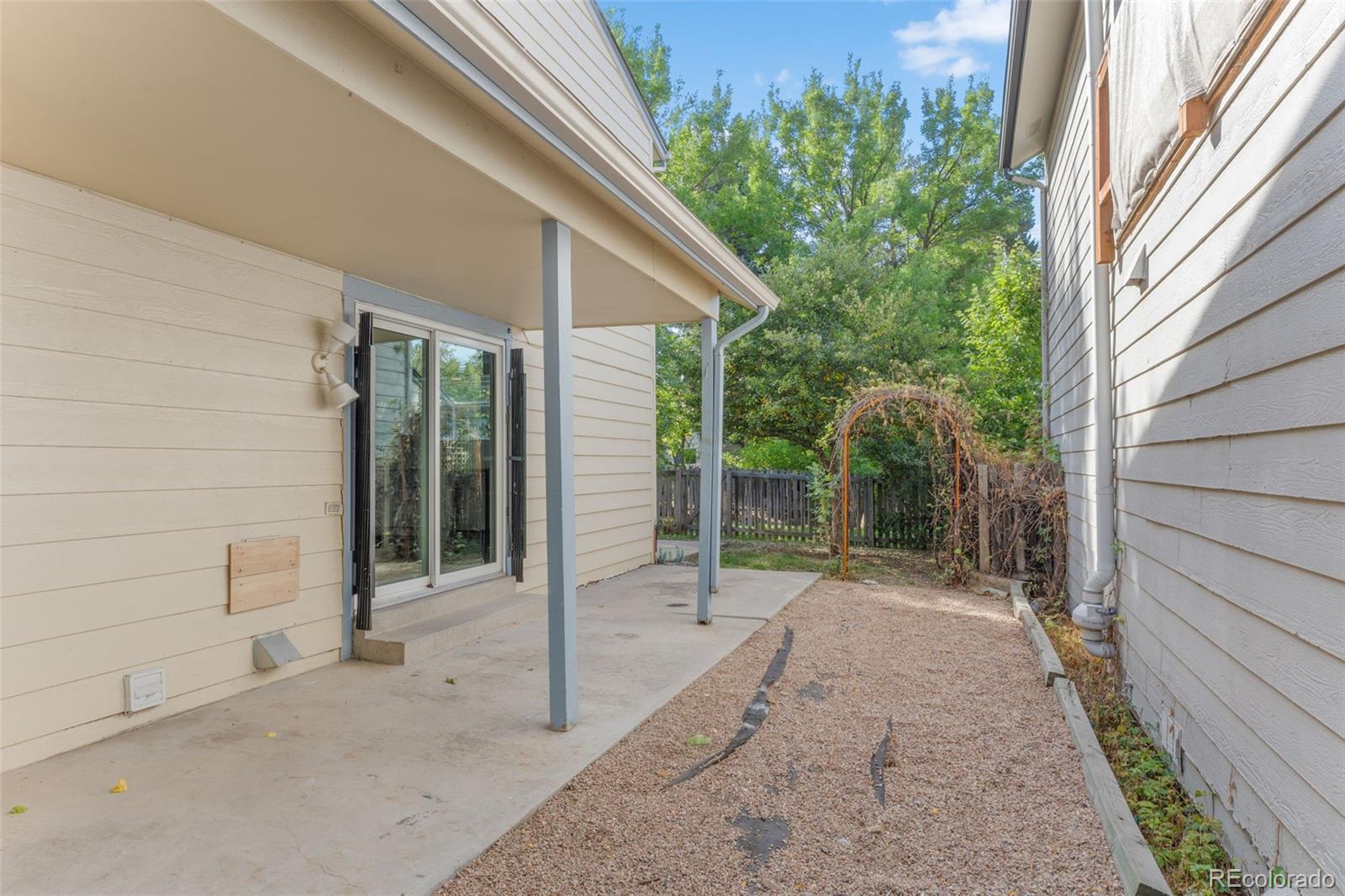 MLS Image #38 for 806 w peakview avenue,littleton, Colorado