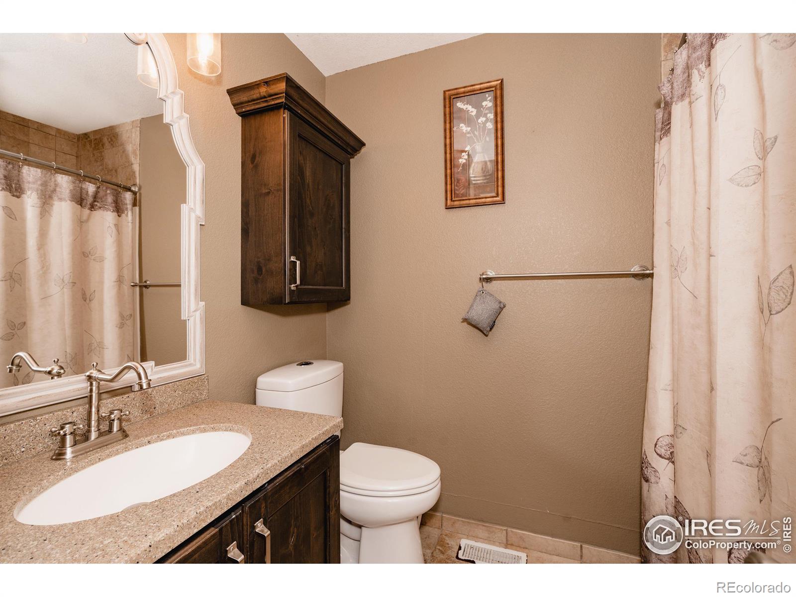 MLS Image #13 for 945 e 4th st rd,eaton, Colorado