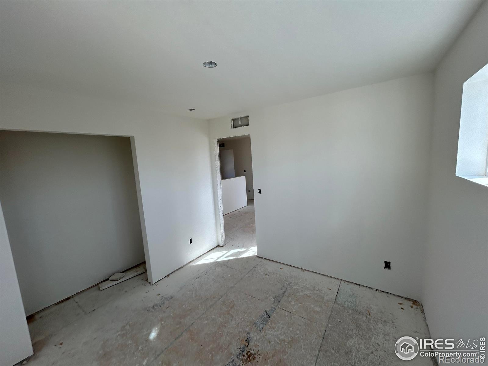 MLS Image #7 for 3729  kobuk street,evans, Colorado