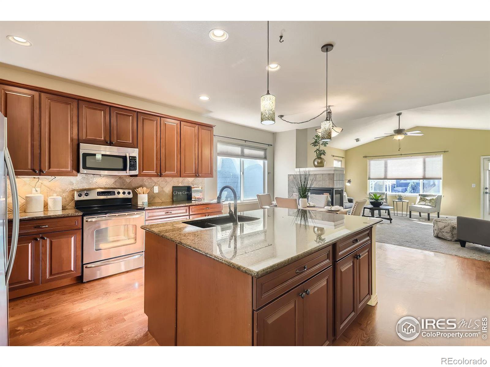 MLS Image #6 for 607  summer hawk drive,longmont, Colorado