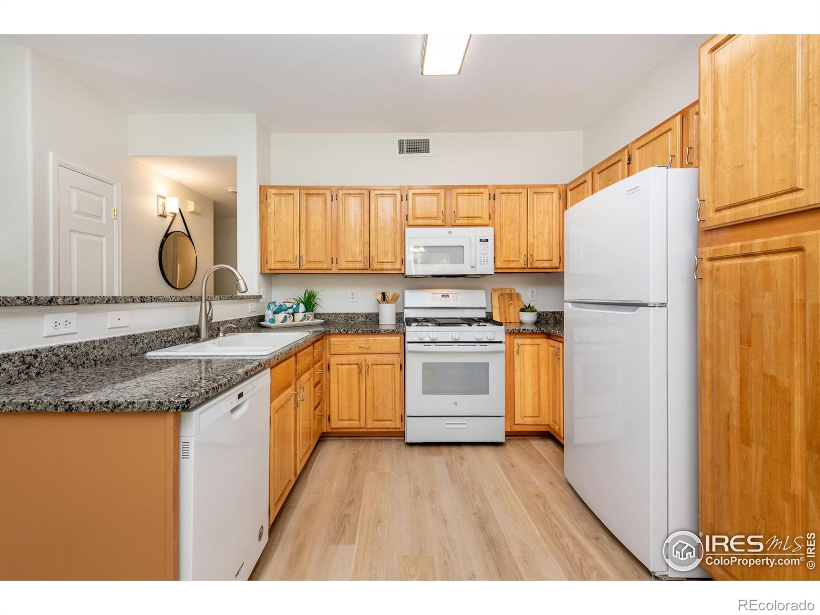 MLS Image #5 for 1090  opal street,broomfield, Colorado