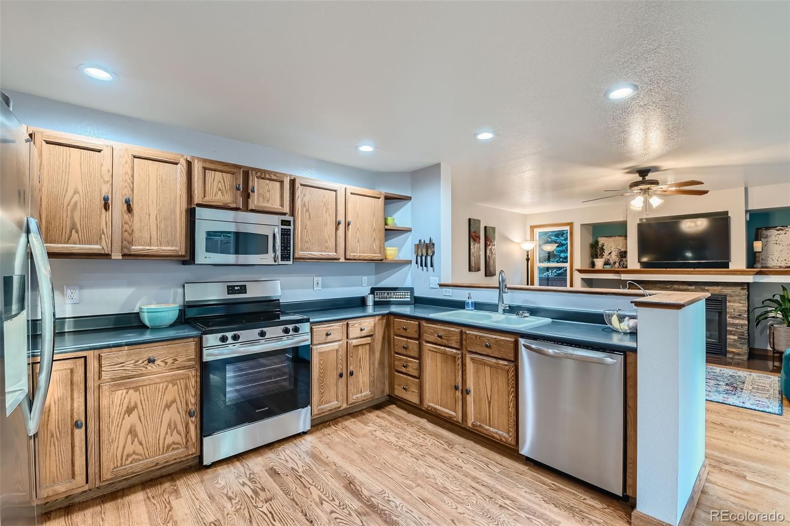 MLS Image #9 for 8723  aberdeen circle,highlands ranch, Colorado