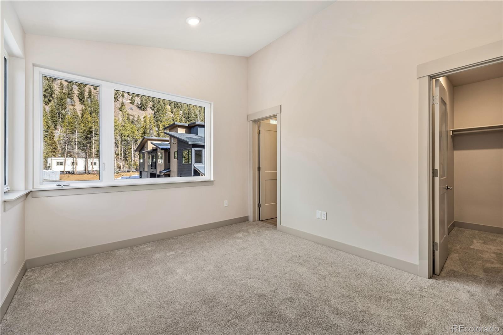 MLS Image #10 for 624  montezuma road,keystone, Colorado