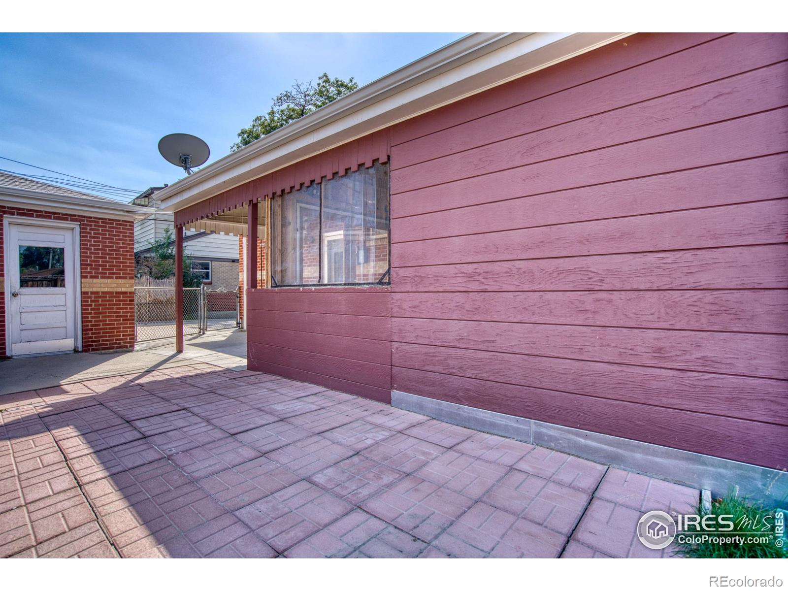 MLS Image #18 for 6910  larsh drive,denver, Colorado