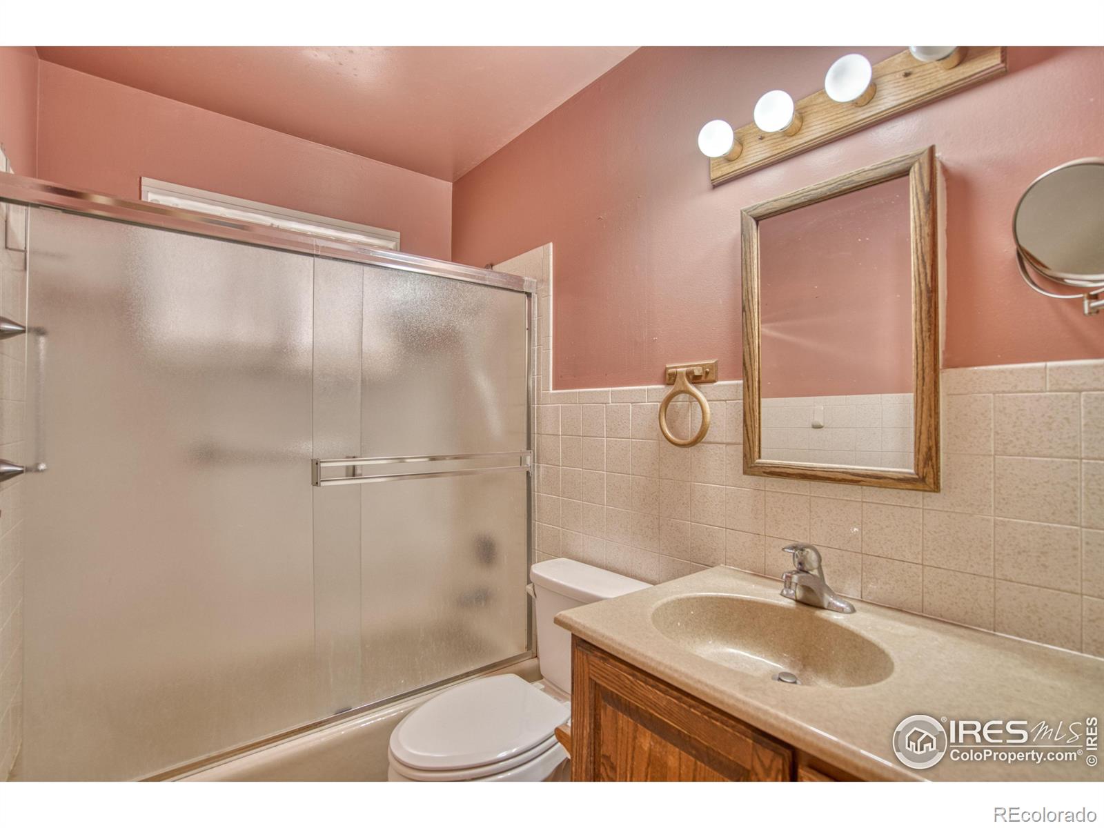 MLS Image #9 for 6910  larsh drive,denver, Colorado