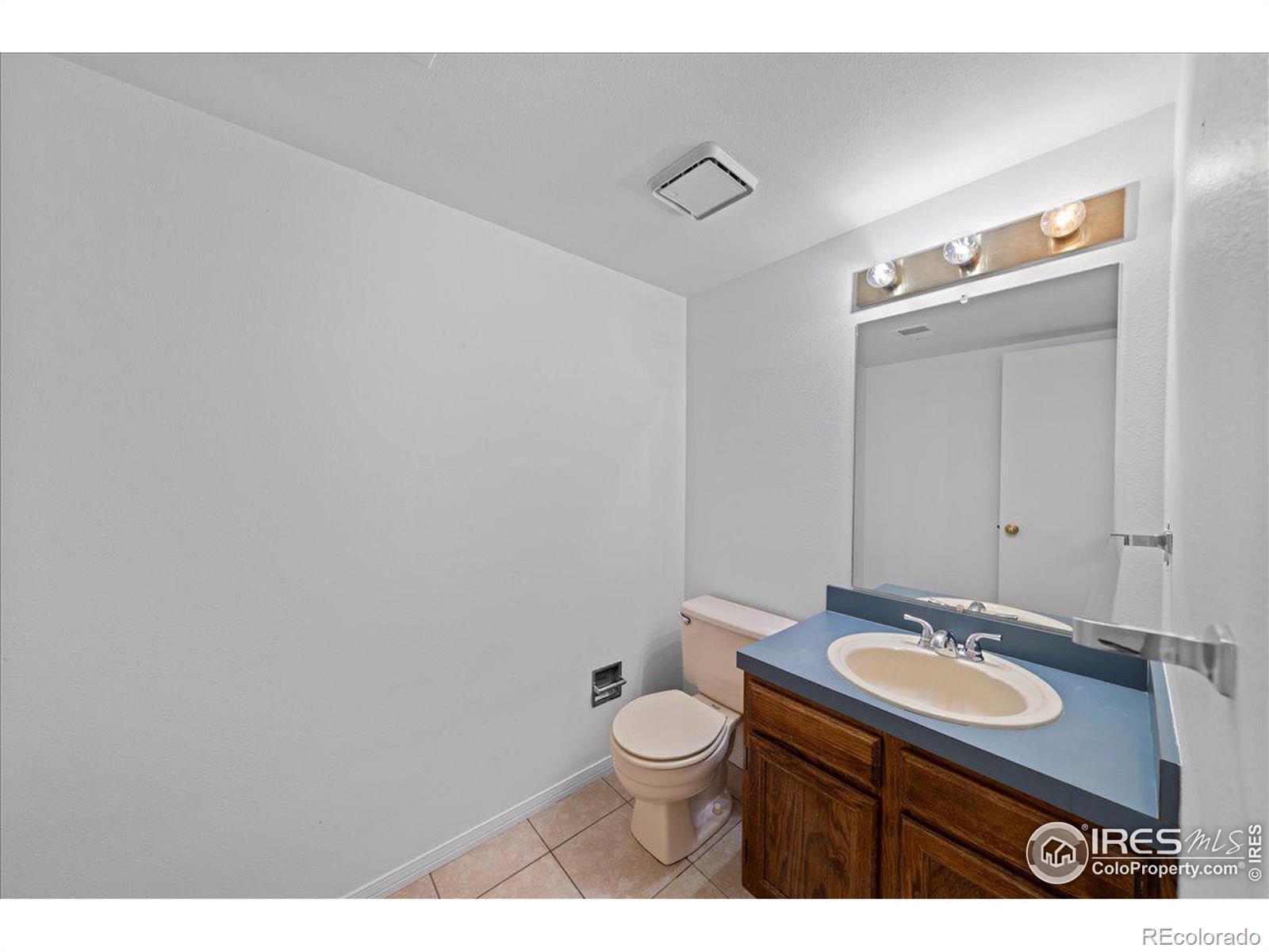 MLS Image #16 for 705  elliott street,longmont, Colorado