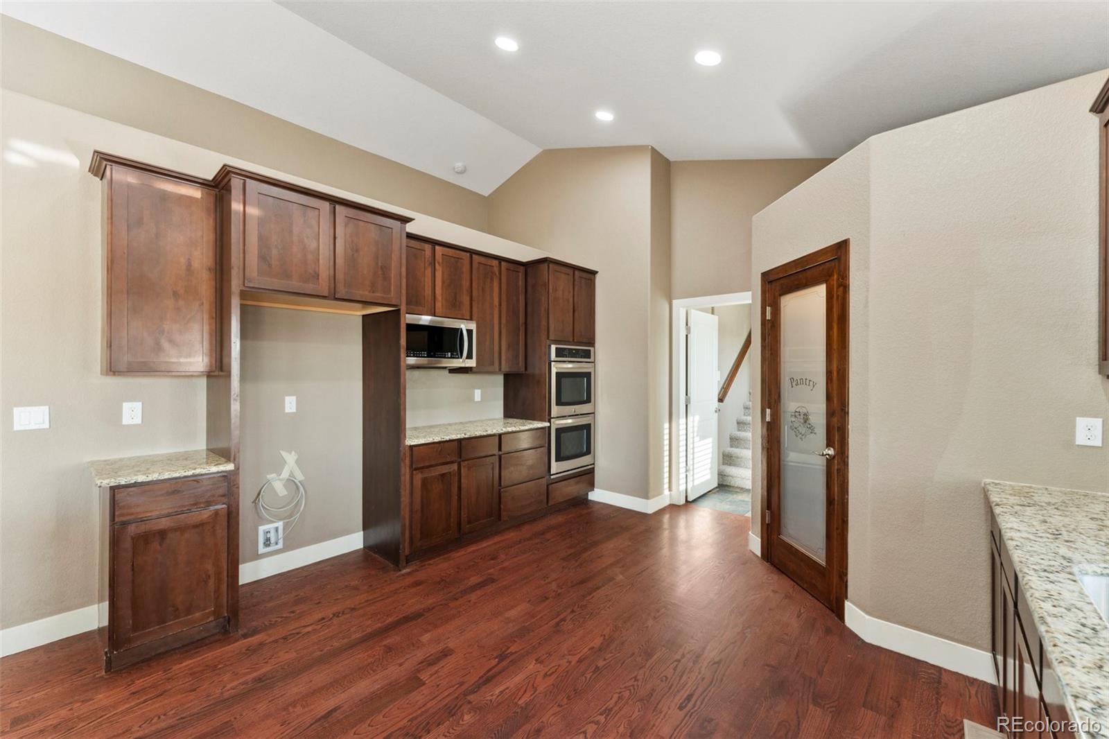 MLS Image #12 for 59304 e commanche way,strasburg, Colorado