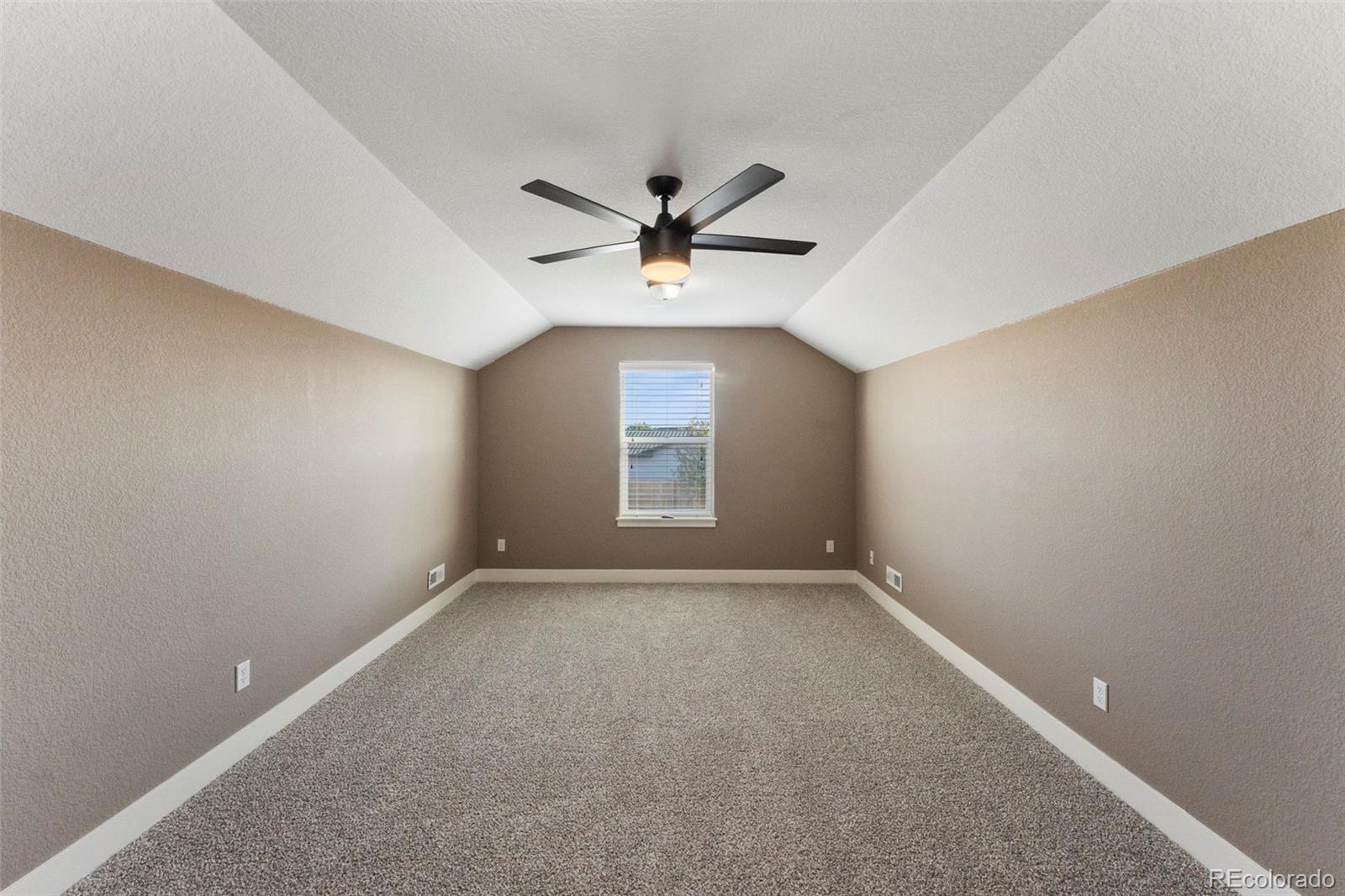 MLS Image #17 for 59304 e commanche way,strasburg, Colorado