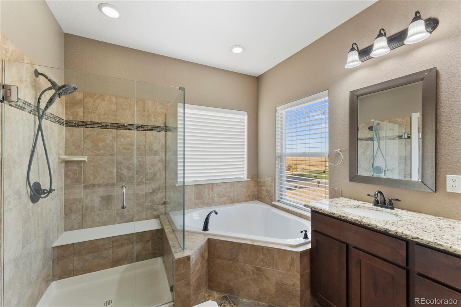 MLS Image #24 for 59304 e commanche way,strasburg, Colorado