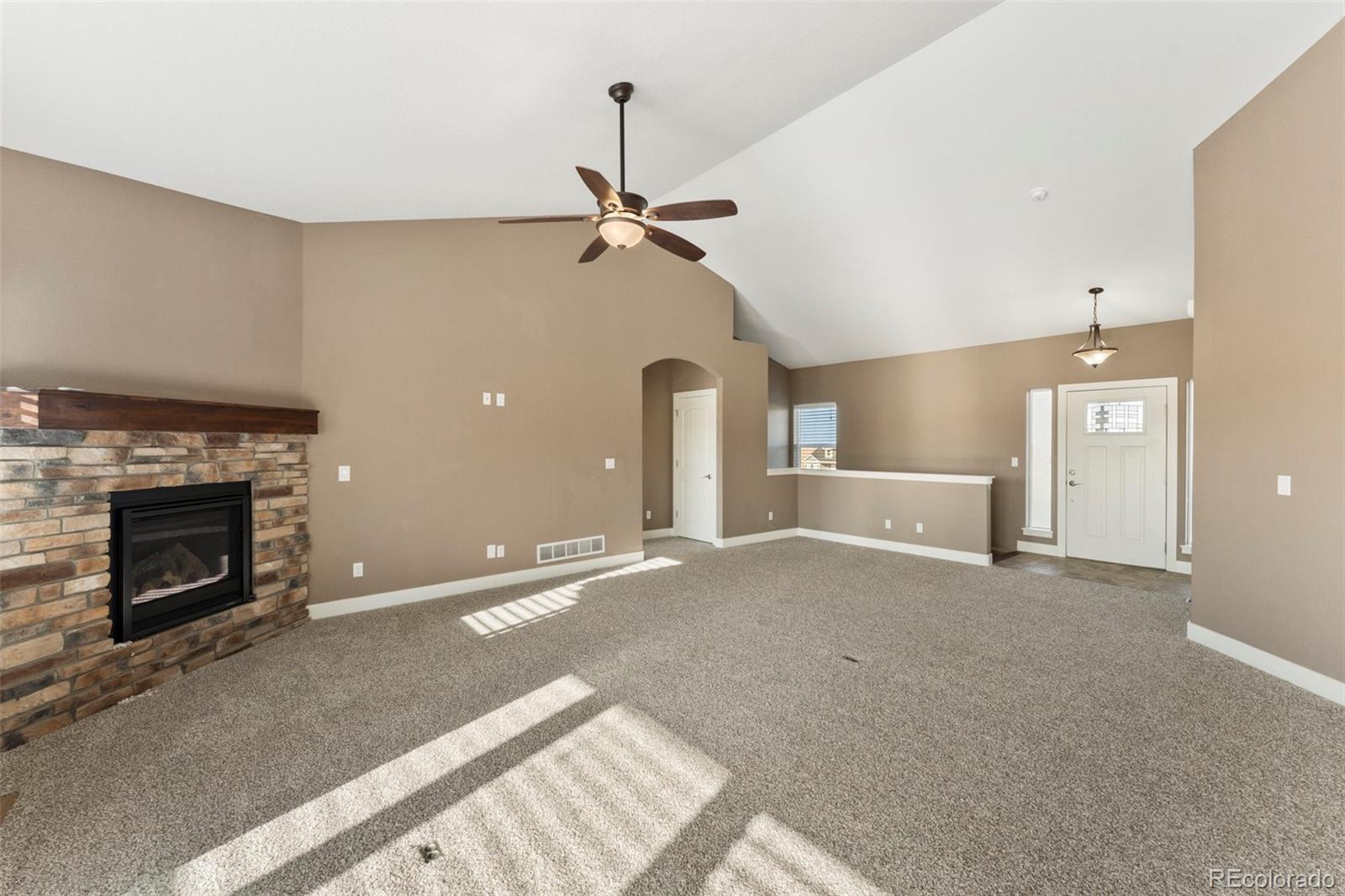 MLS Image #7 for 59304 e commanche way,strasburg, Colorado
