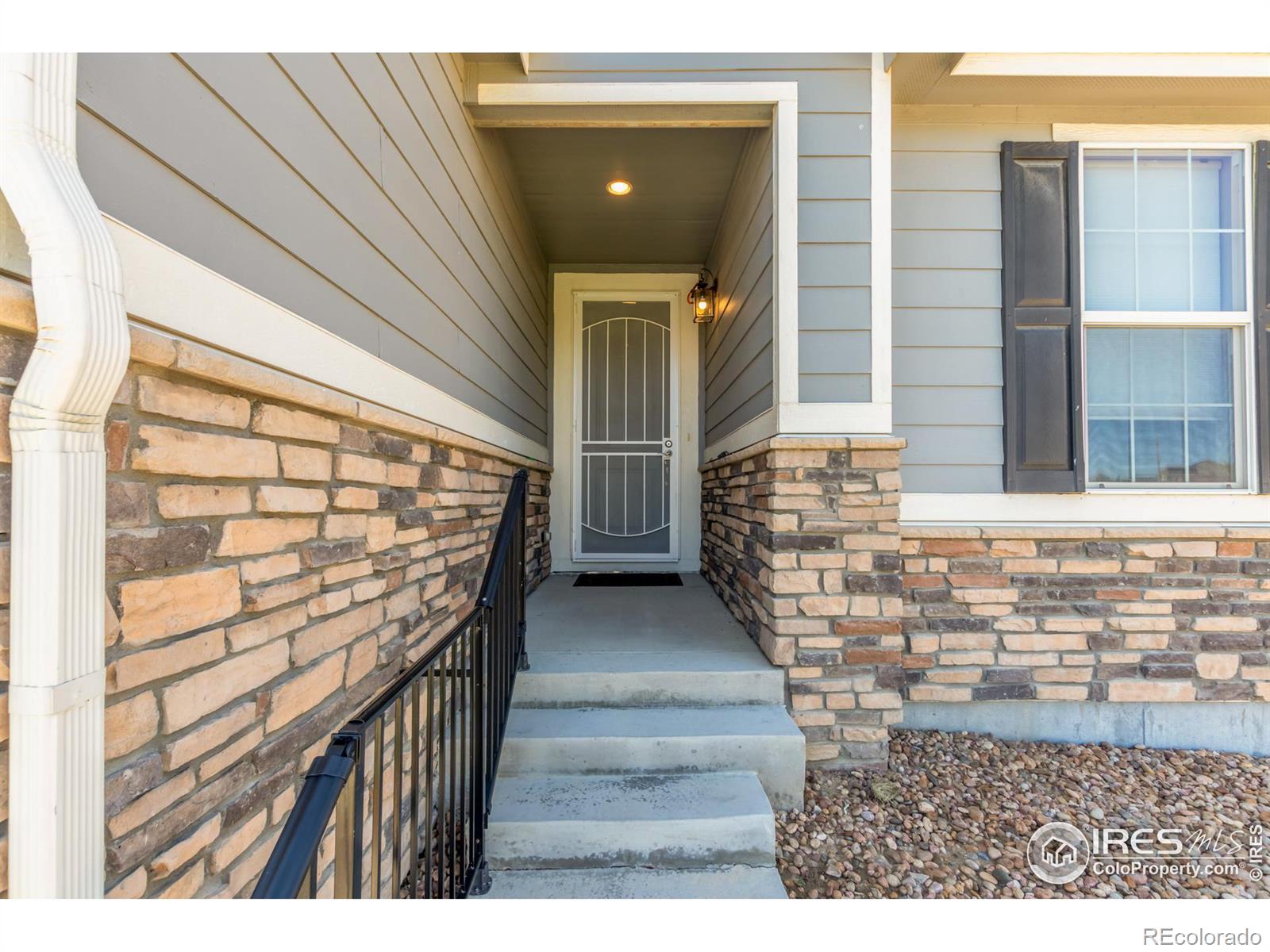 MLS Image #3 for 3307  hawthorne lane,dacono, Colorado