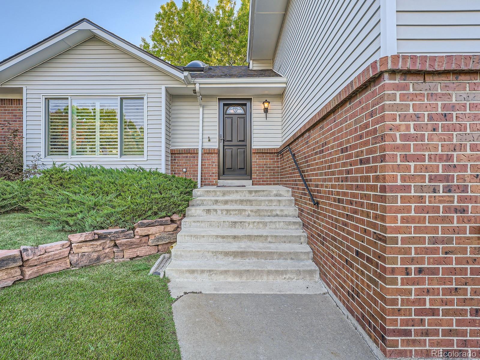 MLS Image #3 for 2304 s eldridge court,lakewood, Colorado