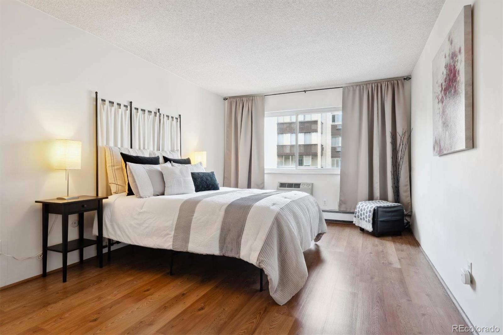 MLS Image #10 for 3465 s poplar street,denver, Colorado