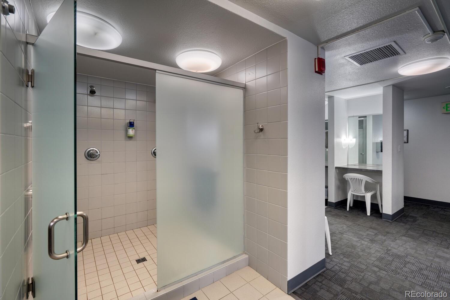 MLS Image #27 for 3465 s poplar street,denver, Colorado