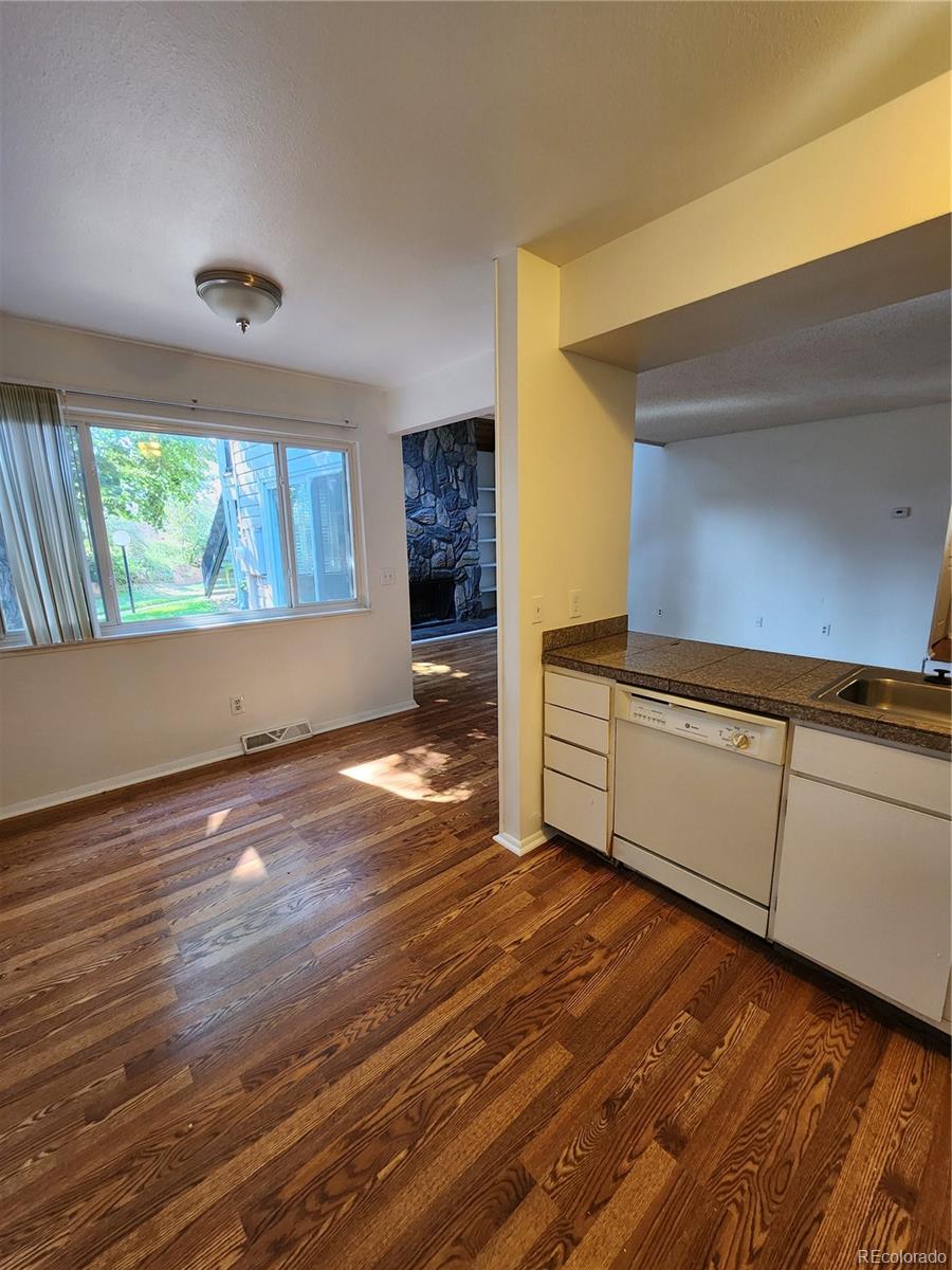 MLS Image #3 for 2604 s xanadu way,aurora, Colorado