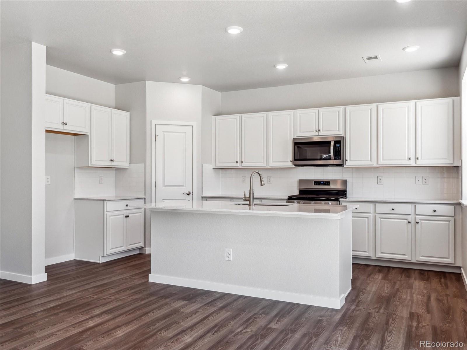 MLS Image #10 for 3453 n irvington street,aurora, Colorado