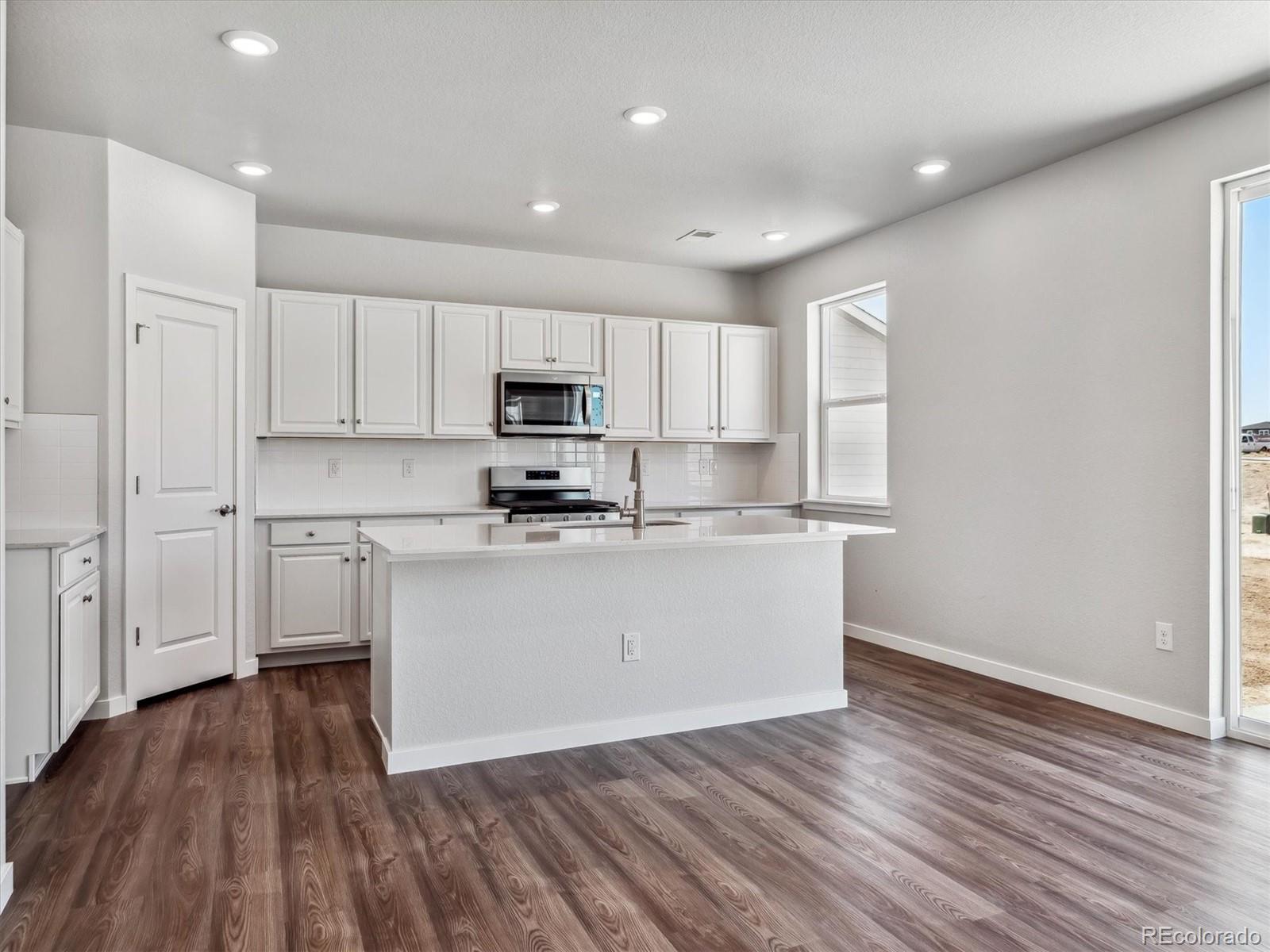 MLS Image #5 for 3453 n irvington street,aurora, Colorado