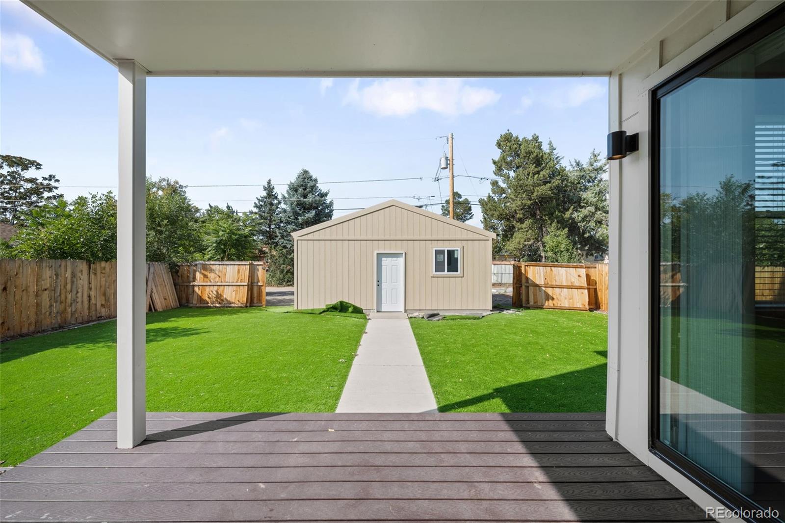 MLS Image #8 for 2865  holly street,denver, Colorado