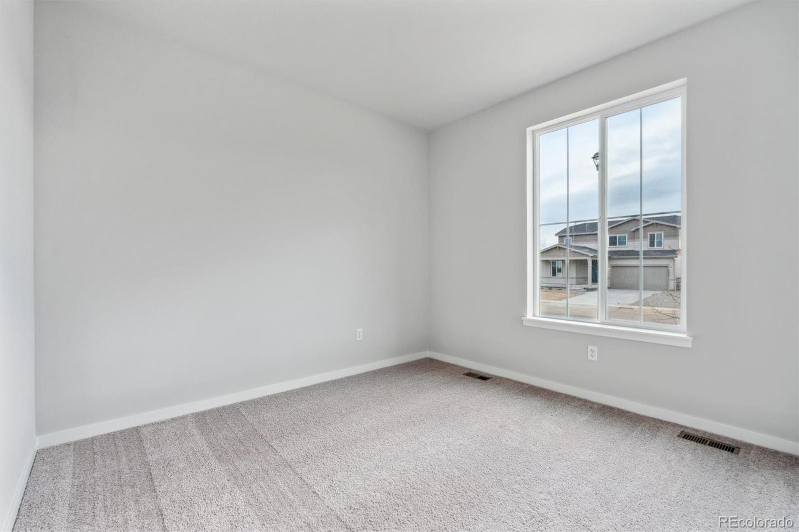 MLS Image #2 for 5909  red barn avenue,mead, Colorado