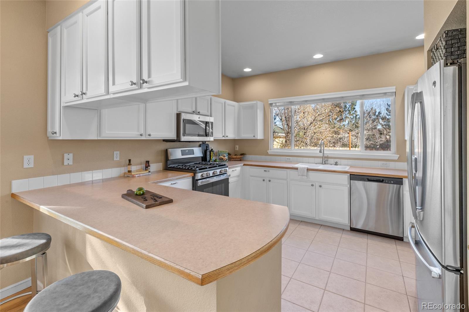 MLS Image #14 for 7999 e vassar drive,denver, Colorado