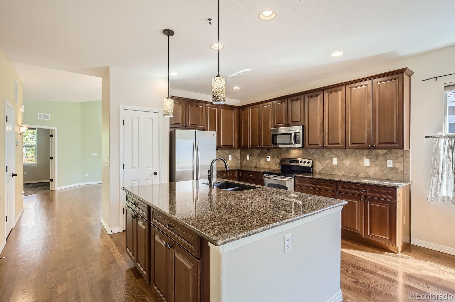 MLS Image #7 for 607  summer hawk drive,longmont, Colorado