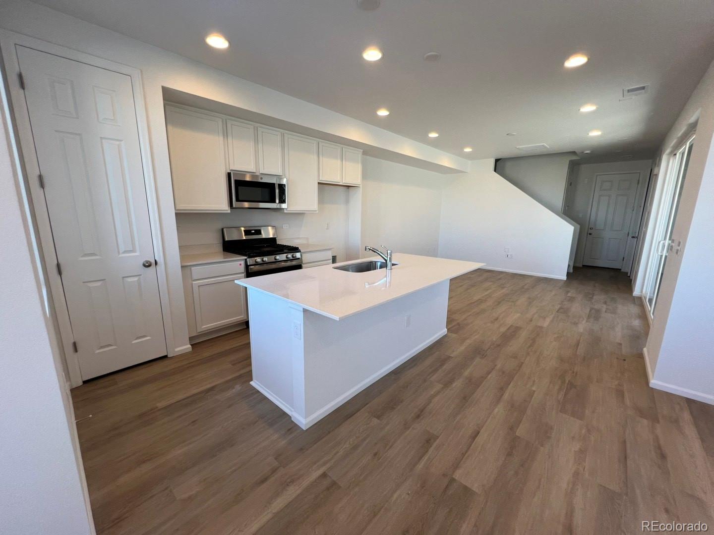 MLS Image #1 for 22851 e stanford lane,aurora, Colorado