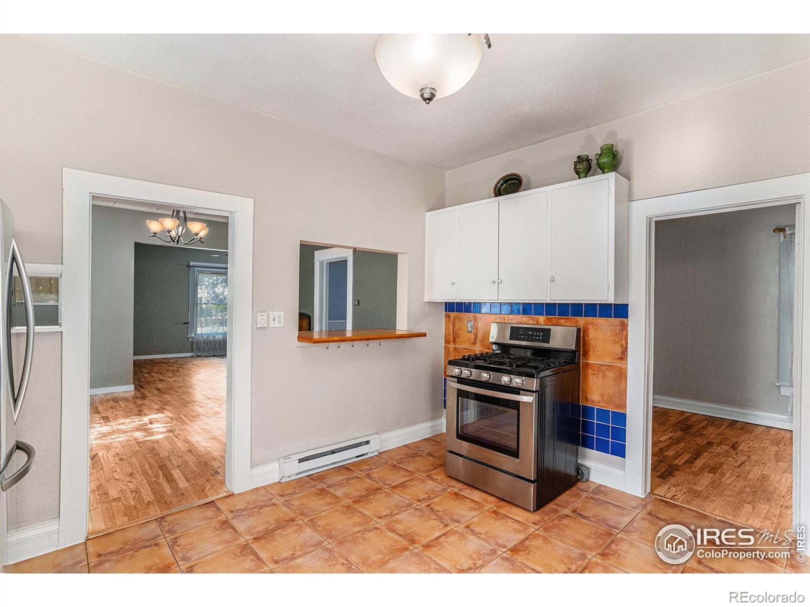 MLS Image #13 for 928 n jefferson avenue,loveland, Colorado