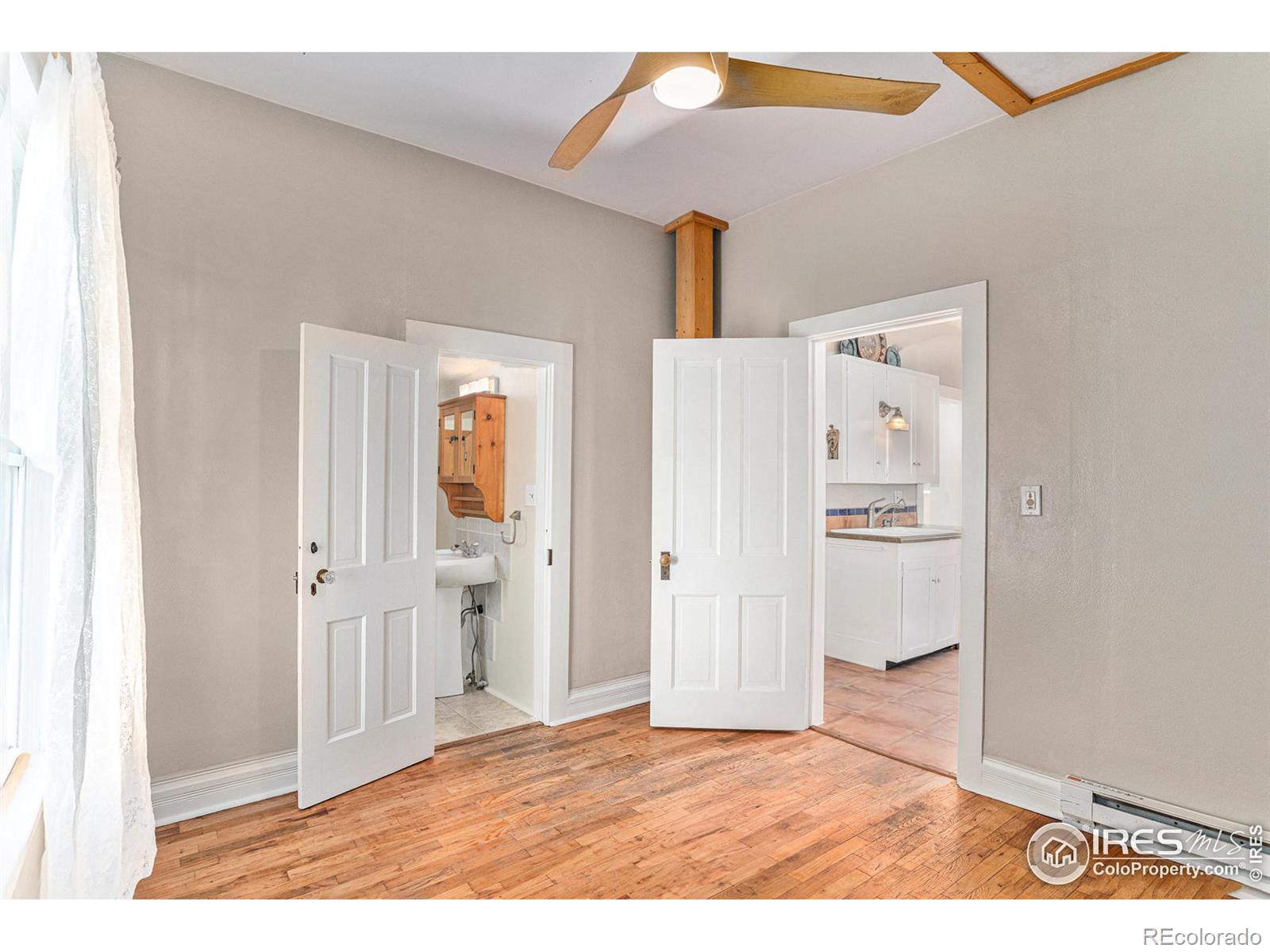 MLS Image #14 for 928 n jefferson avenue,loveland, Colorado