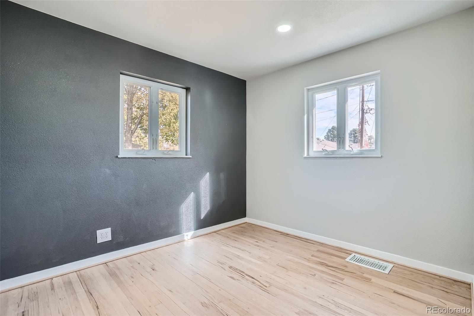 MLS Image #15 for 3130 n steele street,denver, Colorado