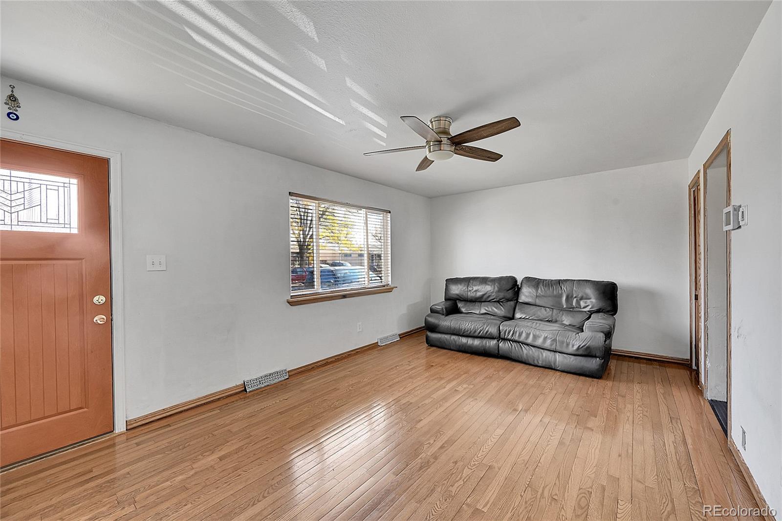 MLS Image #14 for 8051  downing drive,denver, Colorado