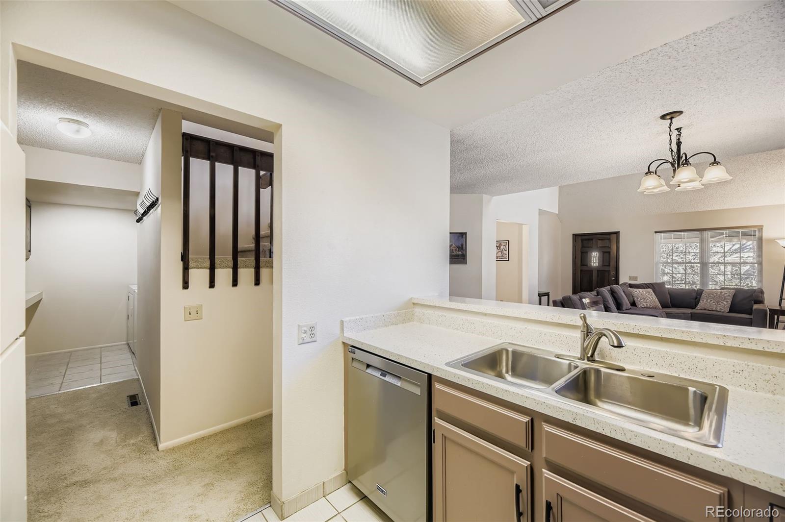 MLS Image #12 for 7771 s curtice drive,littleton, Colorado