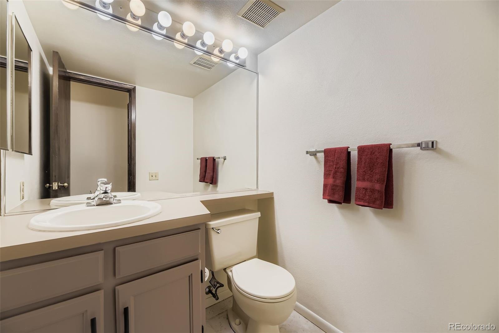 MLS Image #14 for 7771 s curtice drive,littleton, Colorado