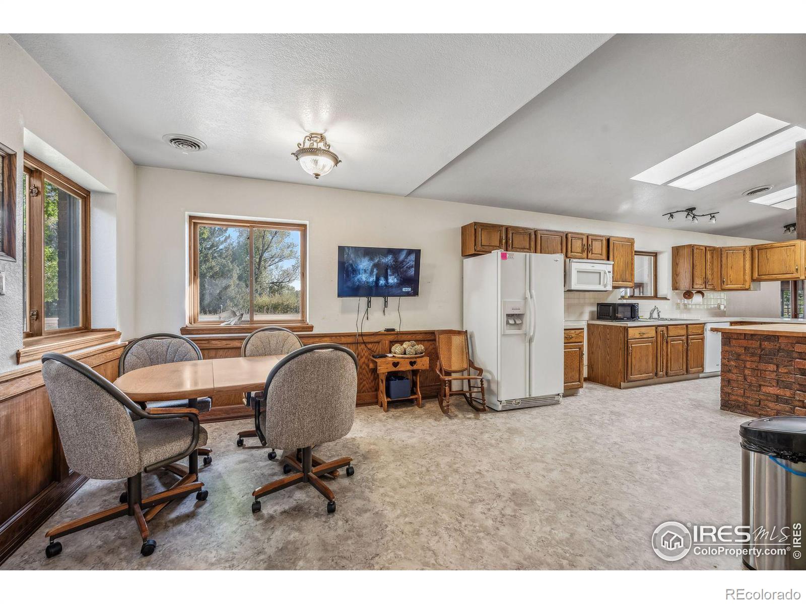 MLS Image #15 for 8845  rogers road,longmont, Colorado