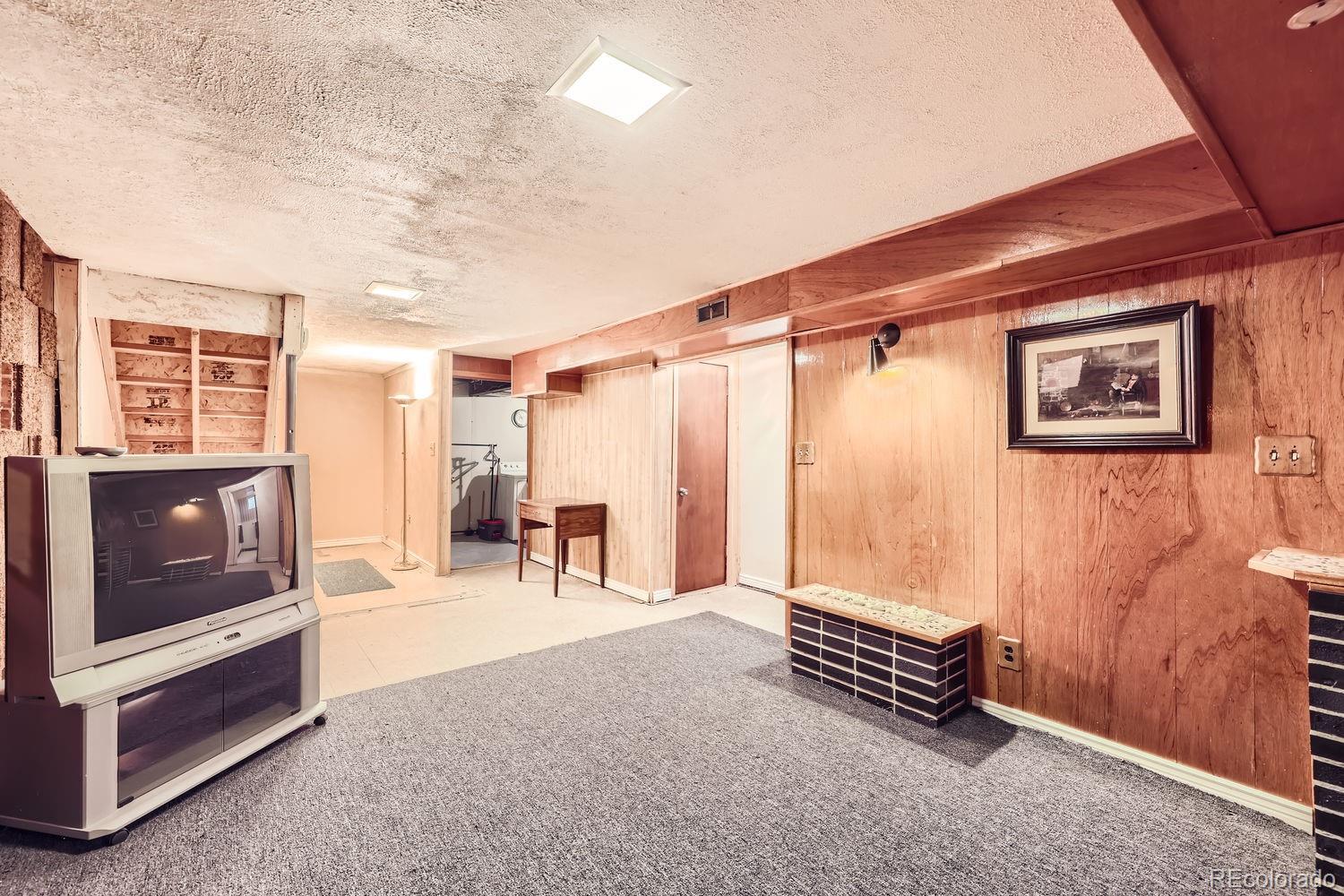 MLS Image #18 for 8541  franklin drive,denver, Colorado