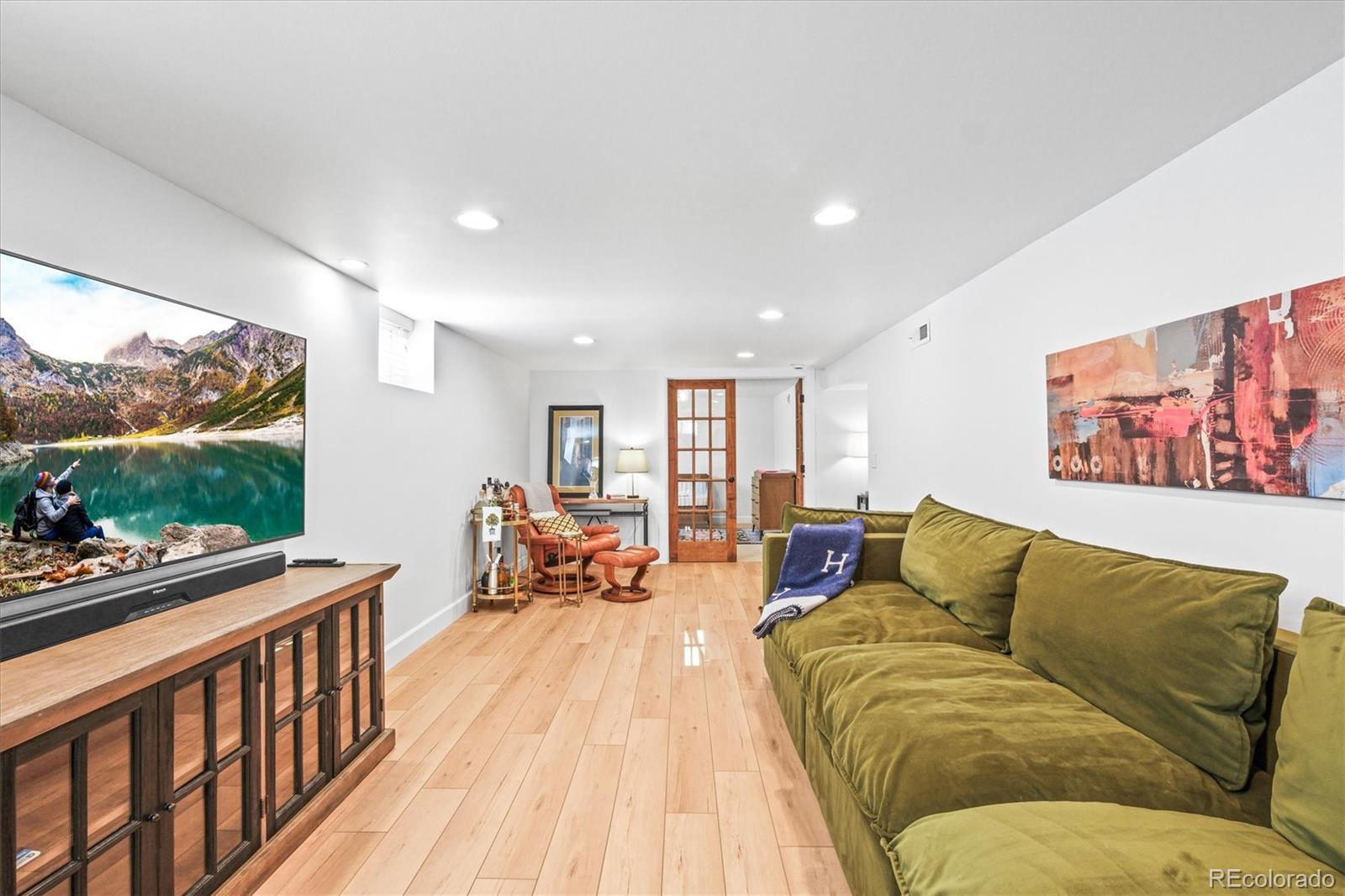 MLS Image #25 for 1040 w longview avenue,littleton, Colorado