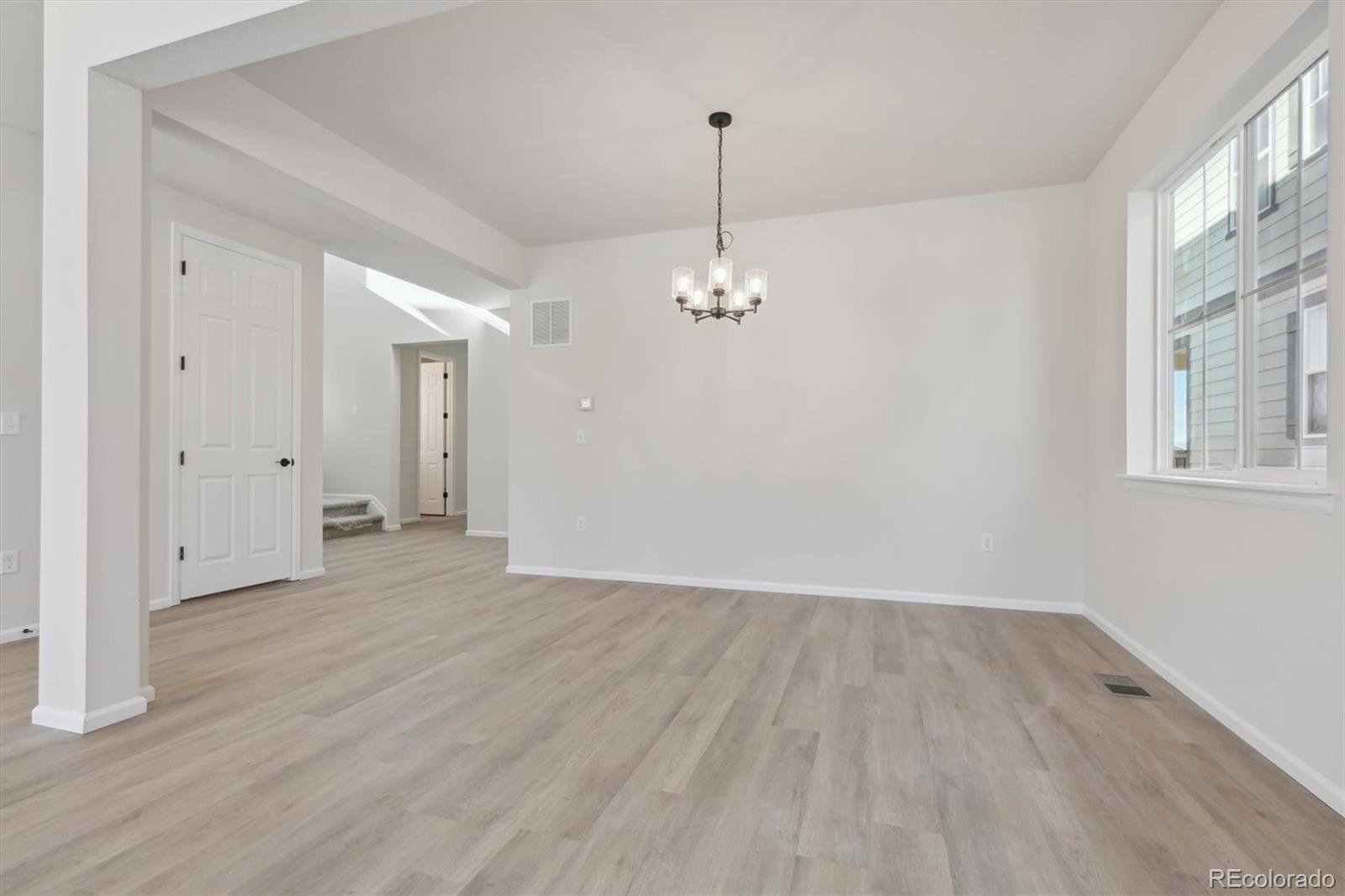 MLS Image #6 for 9214  truckee court,commerce city, Colorado