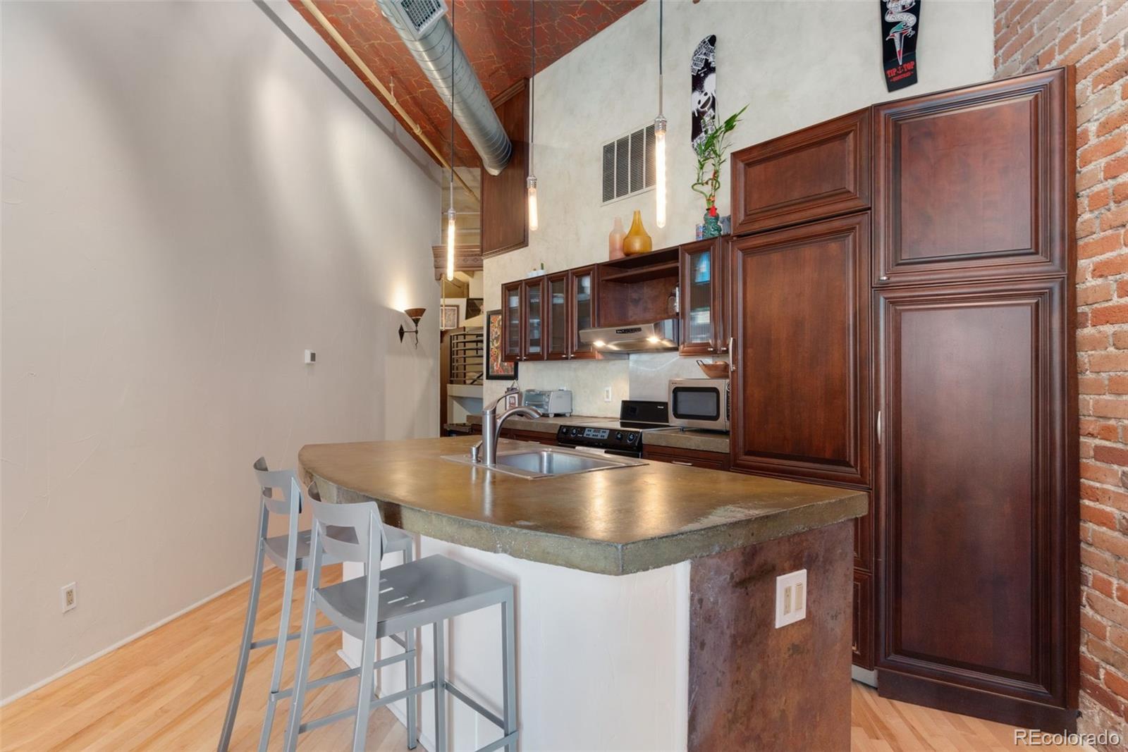 MLS Image #5 for 1617  california street,denver, Colorado