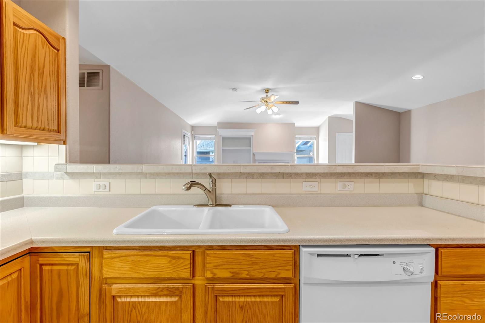 MLS Image #10 for 18120  aprils way ,parker, Colorado