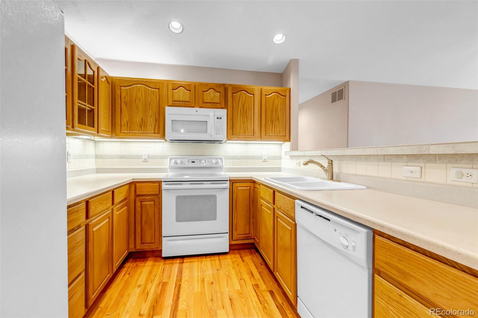 MLS Image #9 for 18120  aprils way ,parker, Colorado