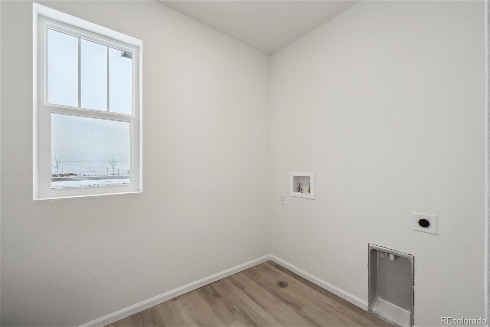 MLS Image #13 for 811  goodrich peak street,erie, Colorado