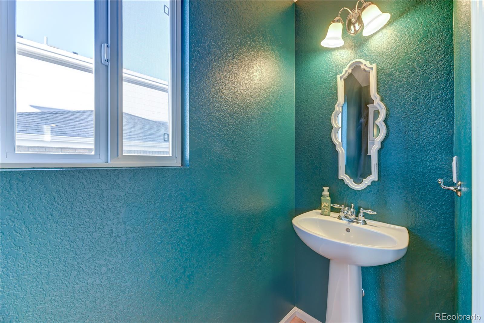 MLS Image #15 for 20378 e dartmouth drive,aurora, Colorado